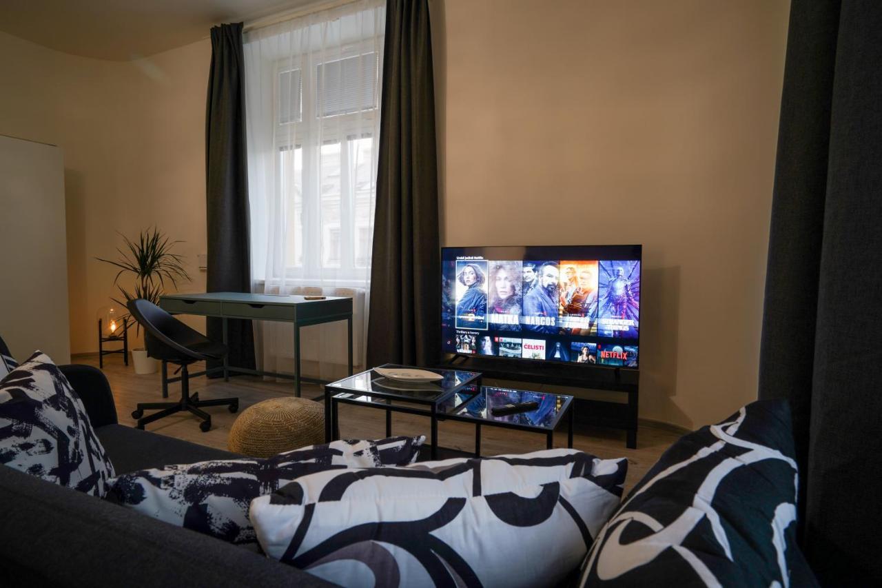 Lucy'S Apartments 올로모우츠 외부 사진